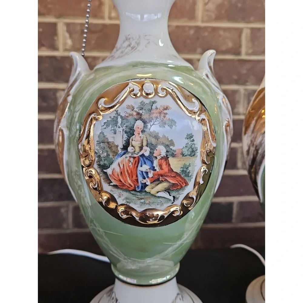 Set Of Vintage Martha and George Washington Table‎ Lamp Bases, Gilded Colonial